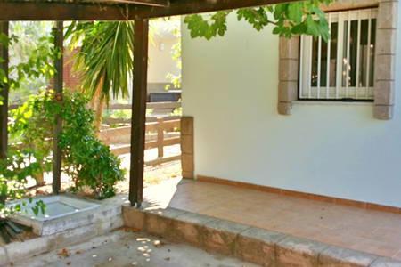 Larnaka Beach House 3 ภายนอก รูปภาพ