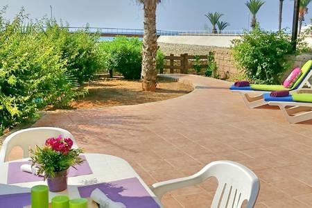 Larnaka Beach House 3 ภายนอก รูปภาพ