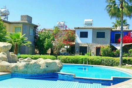 Larnaka Beach House 3 ภายนอก รูปภาพ