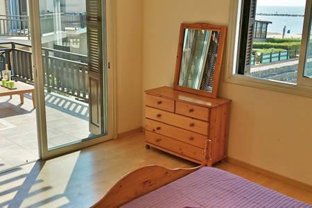 Larnaka Beach House 3 ภายนอก รูปภาพ